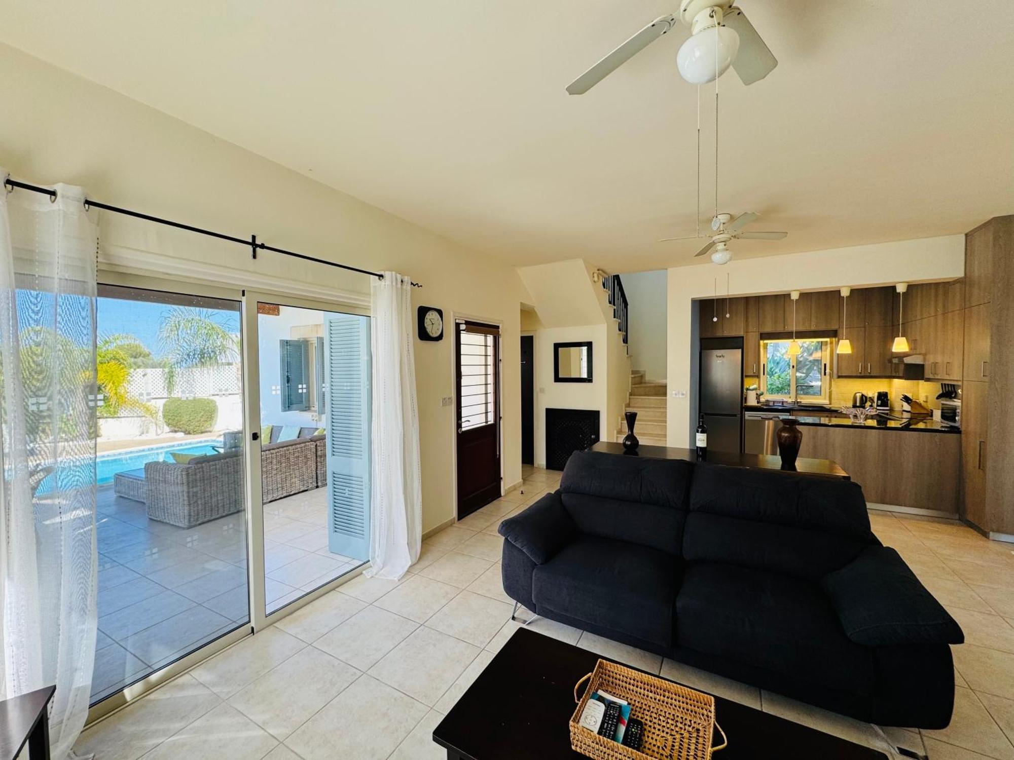 Beach Villa Gladiolus เนโอโชริโอ ภายนอก รูปภาพ